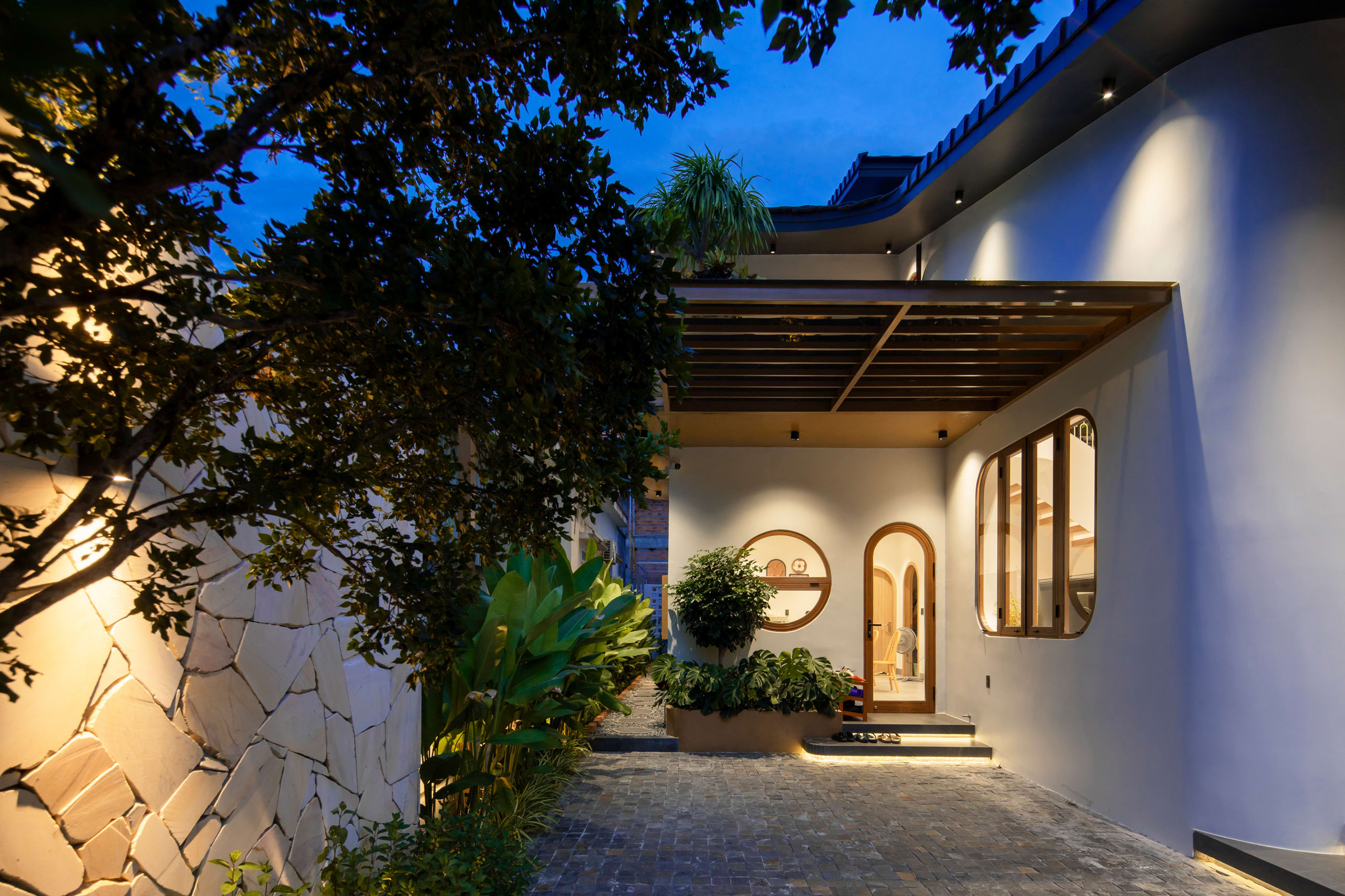 Ruby House - Image 22