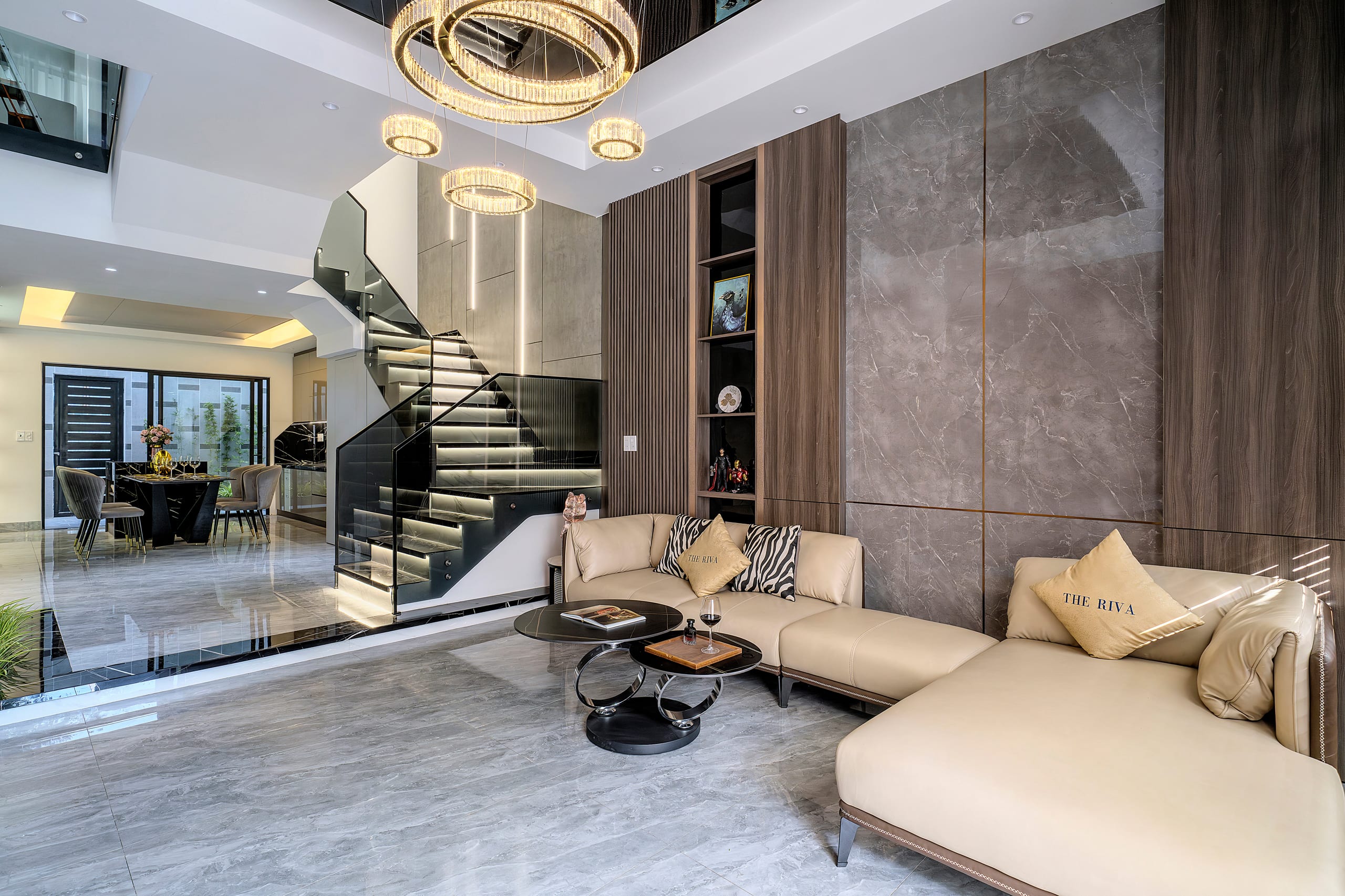 The House - Image 19