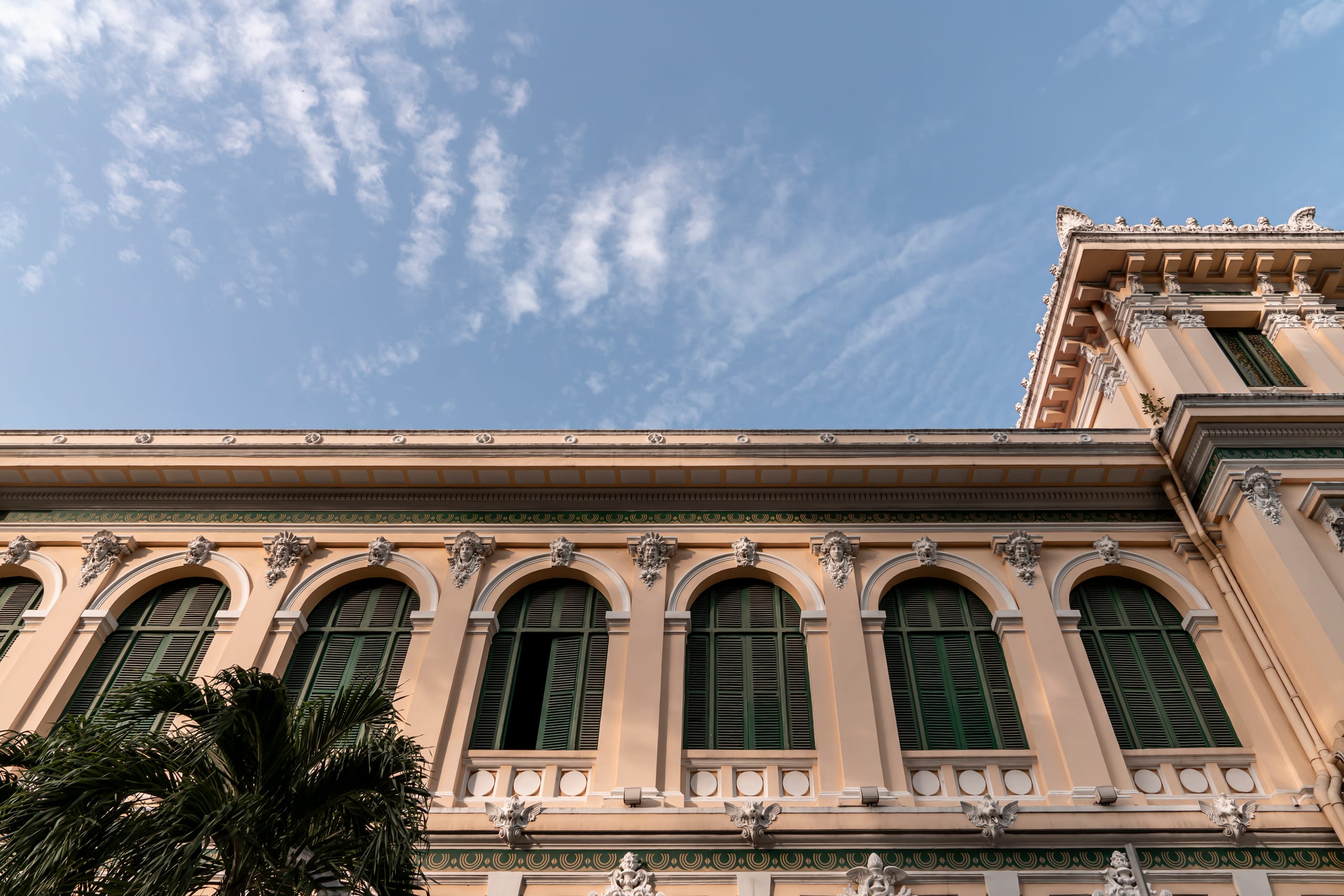 Bưu điện thành phố Hồ Chí Minh - Image 4