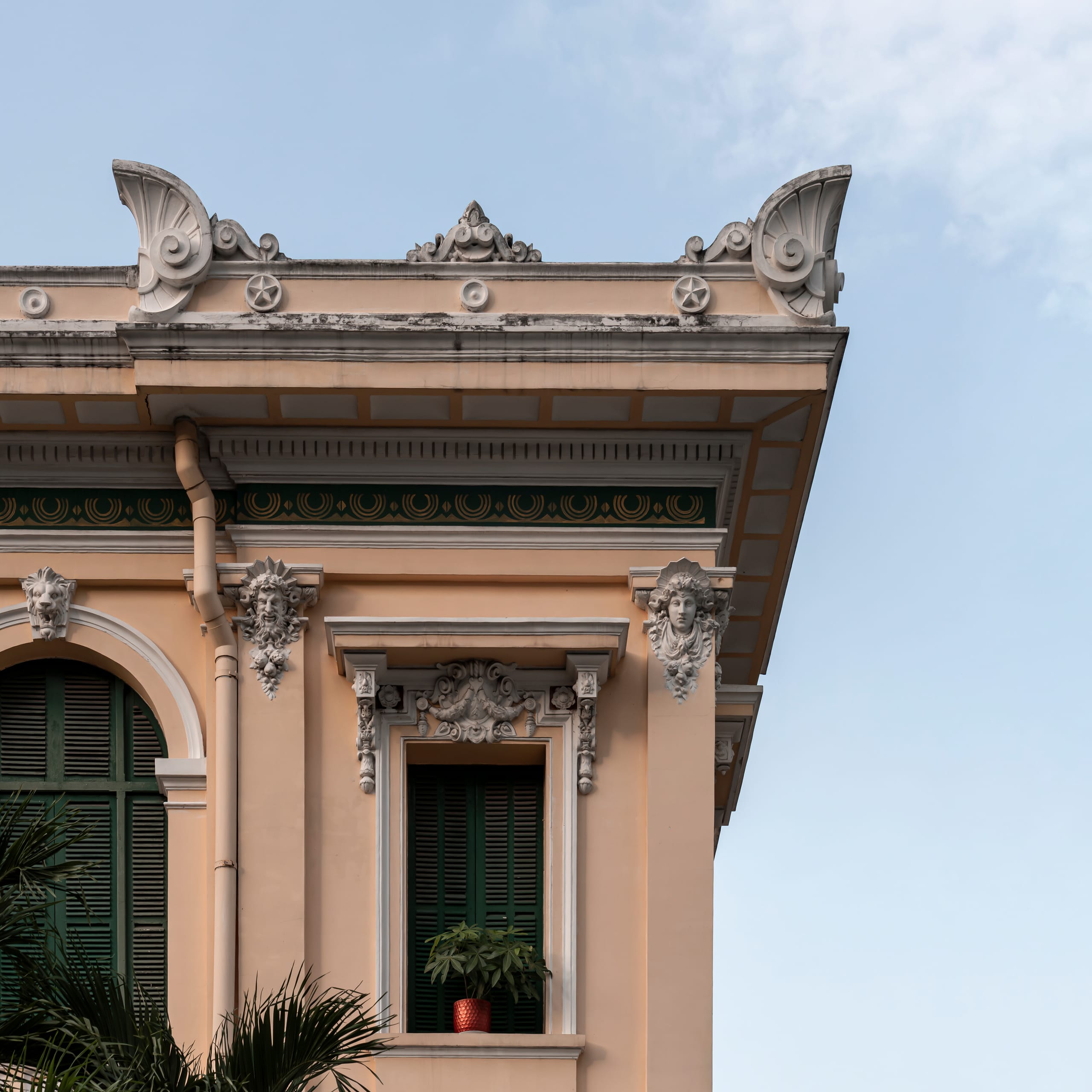 Bưu điện thành phố Hồ Chí Minh - Image 9