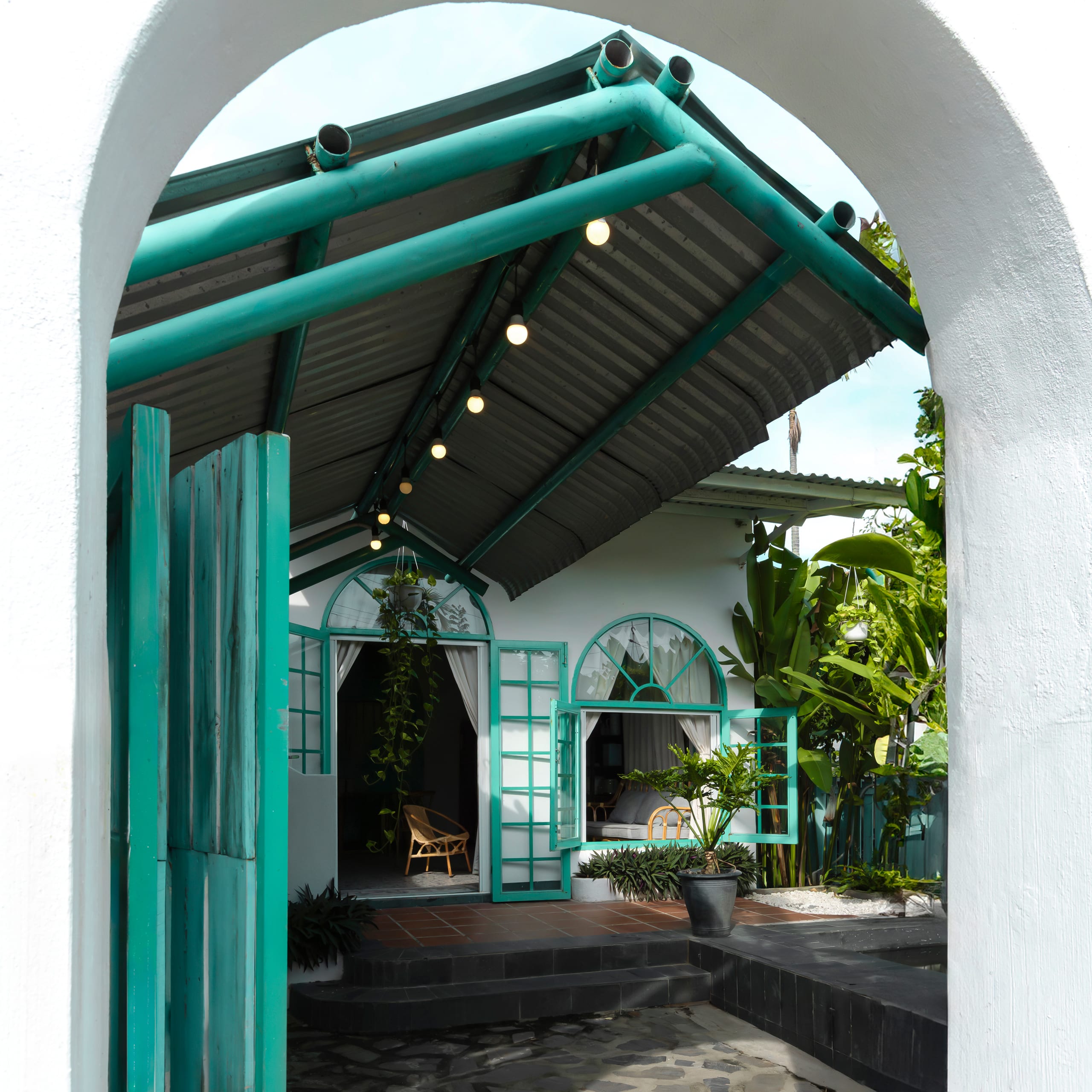 Vũ Hoàng Homestay - Image 1