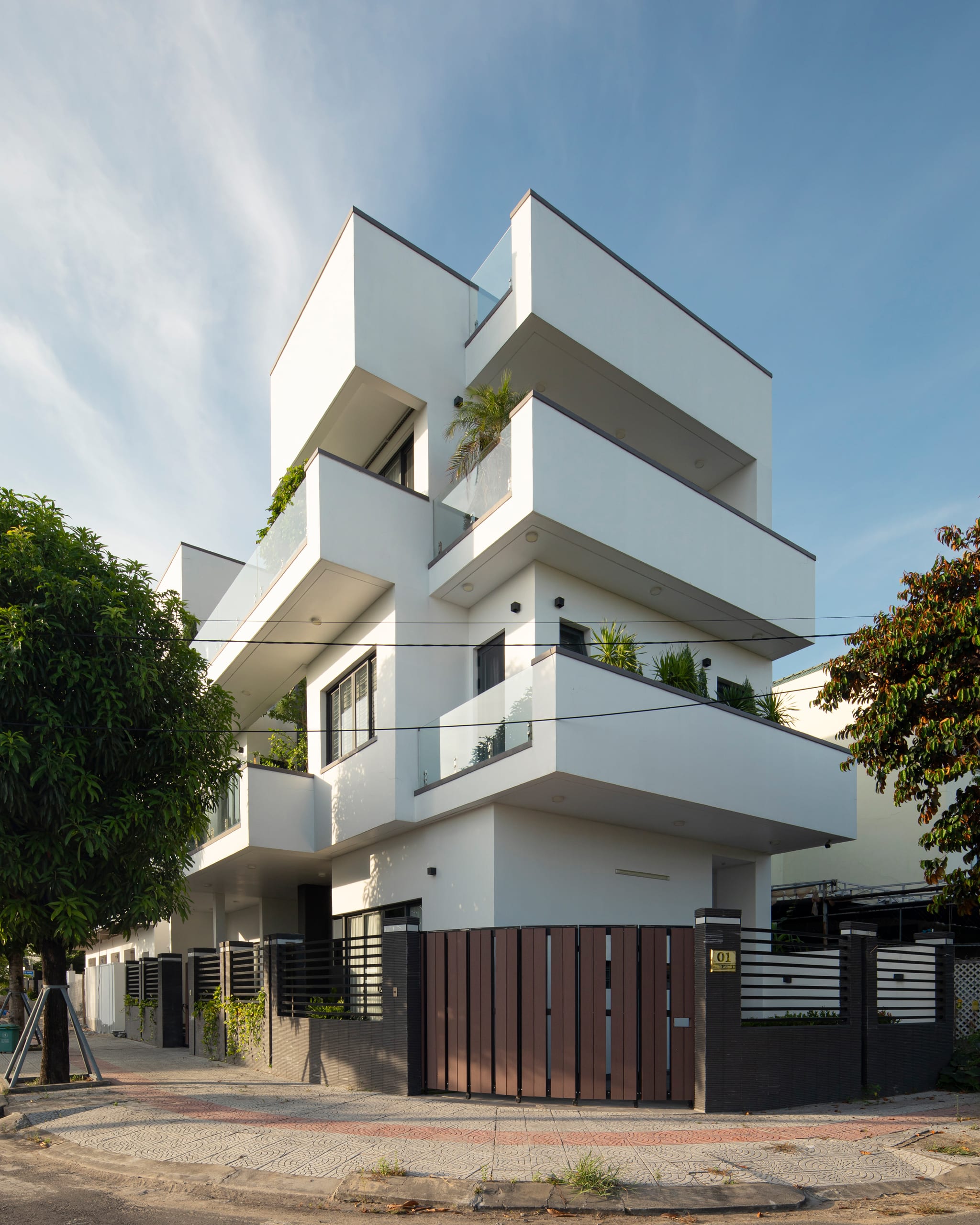 The Corner House - Image 3