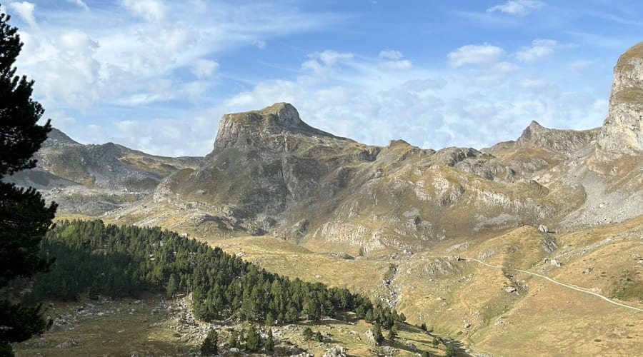 Vue derrière lors de la montée vers le col de Peyreget