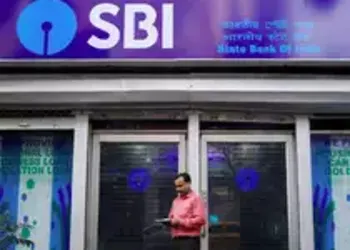 UBS downgrades SBI, Axis Bank. What's behind the U-turn?