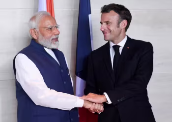 Macron in India: New ties for renewables