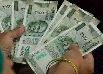 India plans to replace minimum wage by living wages by 2025; Here's what it could it mean