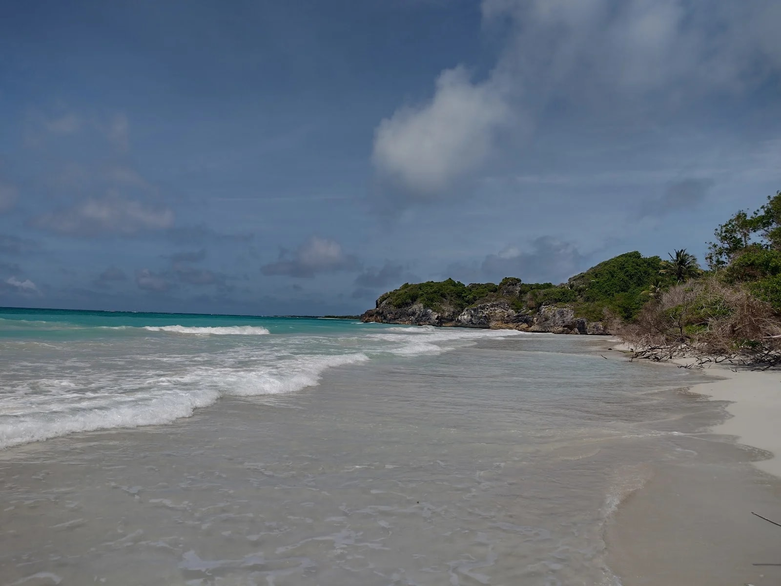 🌴 Escape a Punta Varadero Full Day desde Caracas con Lancha y Playa Tranquila