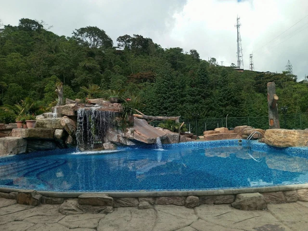 🇻🇪 Tour a Colonia Tovar | 🚐 Salida desde Caracas con ☕ Desayuno + Golfeado