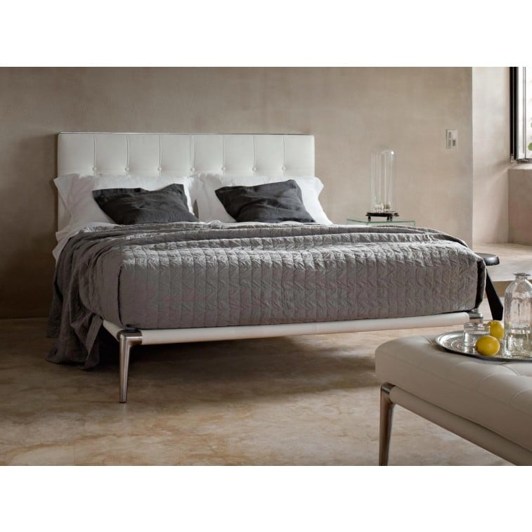 Cassina Volage Bed L26 slim