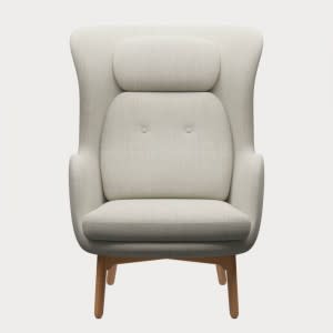 Fritz Hansen Ro armchair 