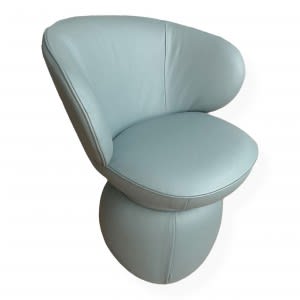 Poltrona Frau Leplì chair Blue 