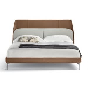 Poltrona Frau Coupè bed 