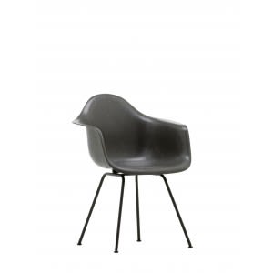 vitra eames plastic armchair DAX 