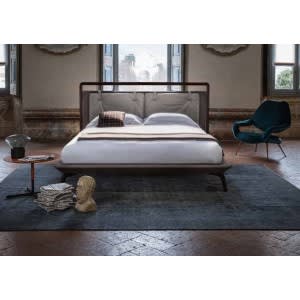 letto Volare Due Poltrona Frau King Size immediatamente disponibile 