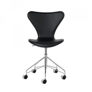 fritz hansen series 7 