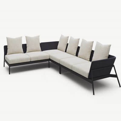 Layout B - 348x247x69cm