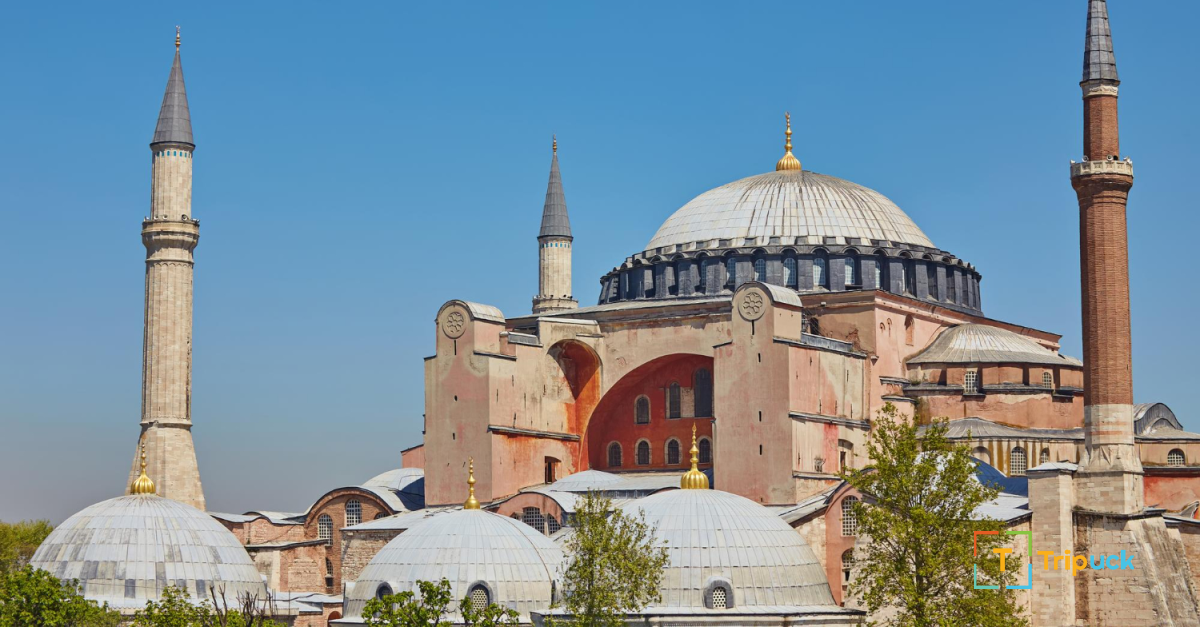 Ayasofya Tarihi: Bin Yıllık Mimari Şaheser