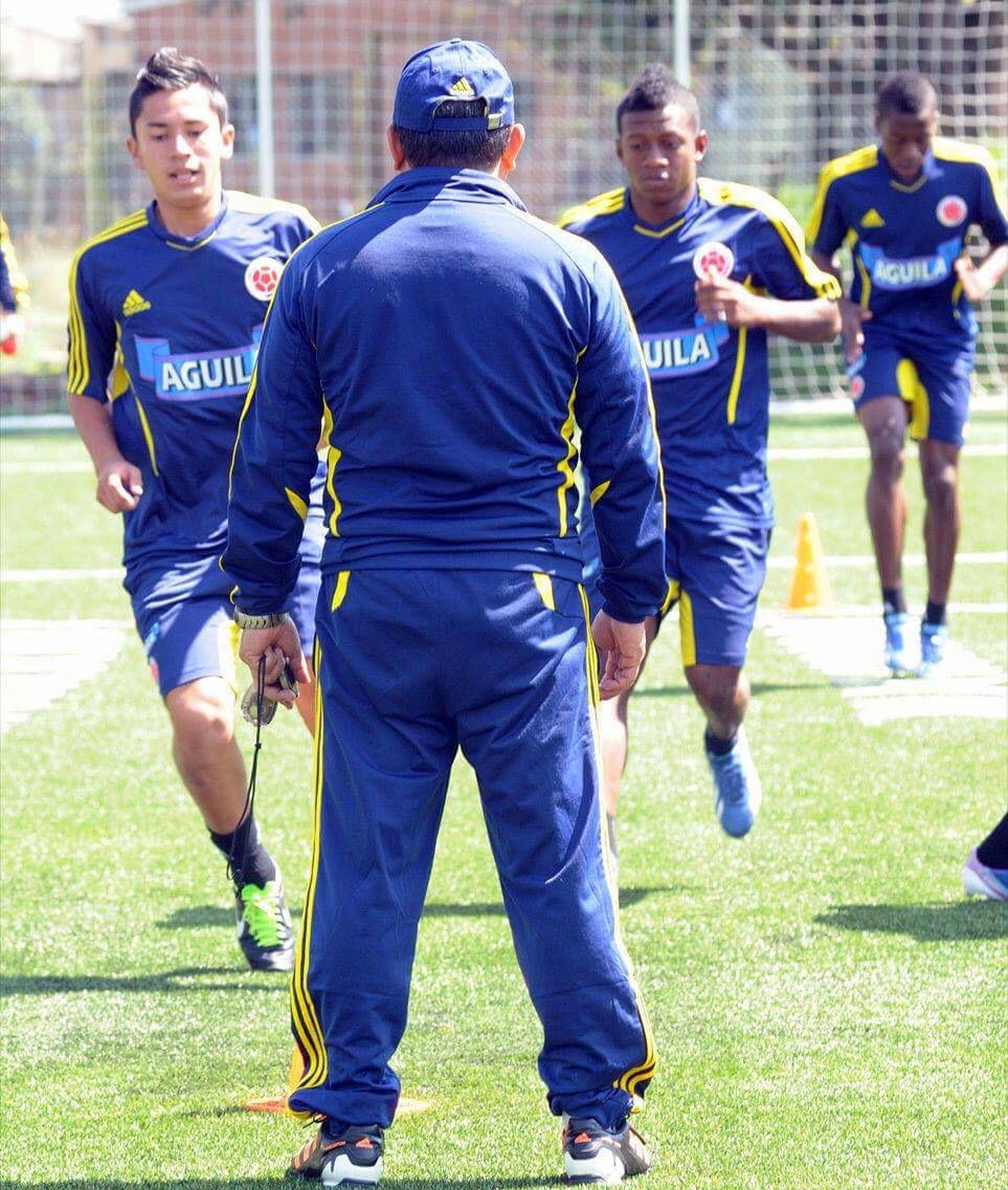 Coach Alejandro training photo 3