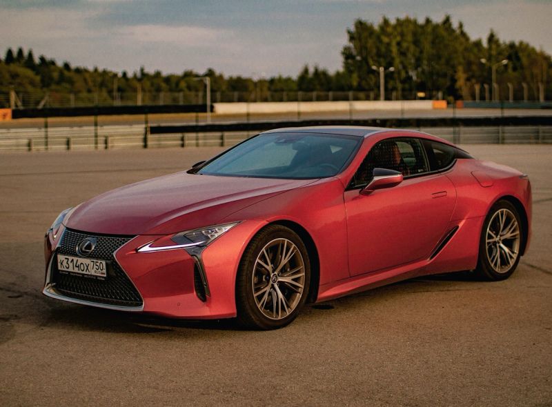 Lexus history and information