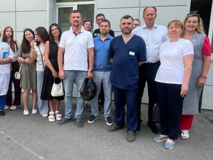 Игорь Коханый с депутатами Люберец передали гумпомощь бойцам СВО в госпиталь