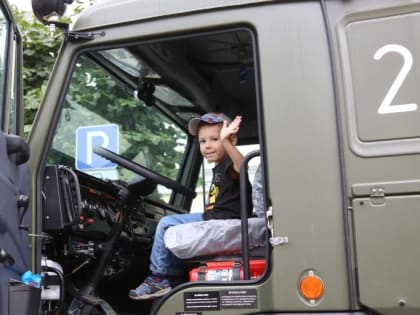 Выставка военной и специальной техники прошла в День города в Кашире