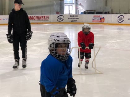 Сегодня в Видном открылась первая в Московской области адаптивная хоккейная школа для детей с ограниченными возможностями здоровья