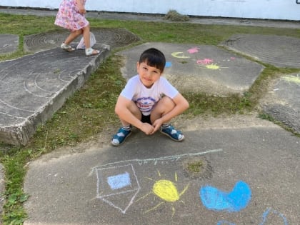 В Космодемьянской библиотеке прошло занятие по рисованию