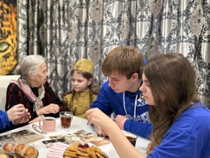 В подмосковной Кашире партийцы взяли интервью у жительницы блокадного Ленинграда