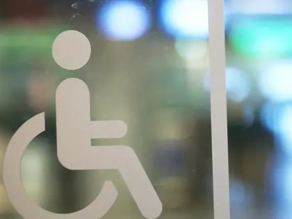 В Подмосковье устранили 1375 замечаний по доступности зданий для маломобильных граждан