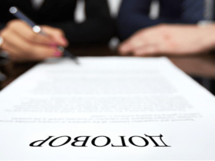 Подростки не смогут открыть счет в банке без согласия родителей