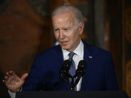 В правительстве США прокомментировали отказ Байдена поставлять истребители Украине