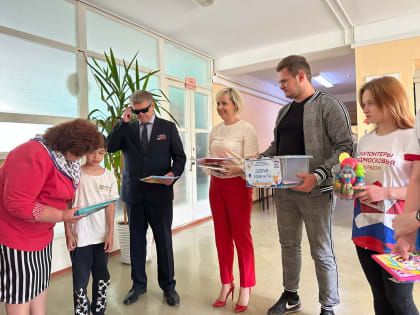 Подарки детям