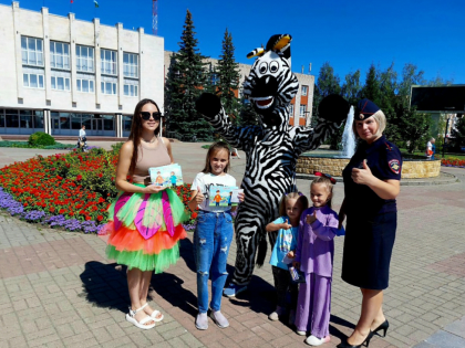 В городском округе пешеходам напомнили о дорожной безопасности