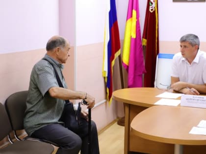 На приёме по вопросам благоустройства