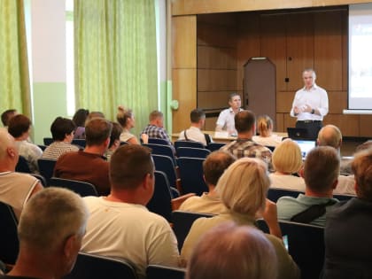 Депутат Госдумы отчитался о проделанной работе в округе