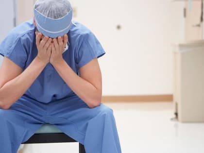 Четверть российских врачей хотят оставить работу по этой причине