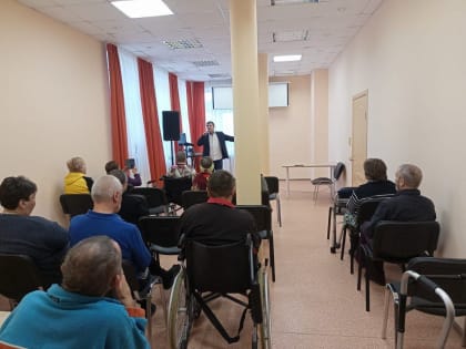 Лосино-Петровские партийцы провели благотворительный концерт постояльцам реабилитационного центра