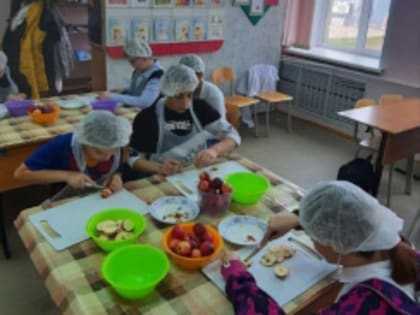 Дети из Лобни приготовили угощения для участников СВО