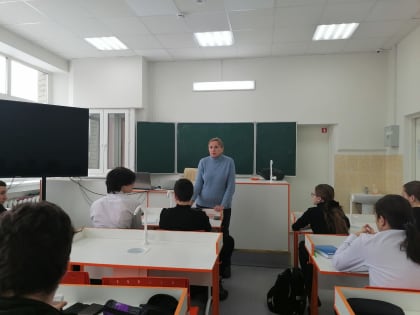 Старшеклассникам из Рузы рассказали о профессии экскурсовода