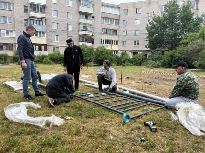 В мкр. Полигон появилась площадка для воркаута