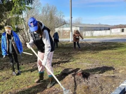Наро-Фоминские единороссы провели субботники во всех девяти территориальных управлениях