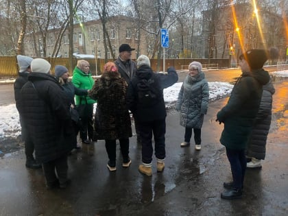 Депутат Люберец обсудил проблемы с жителями