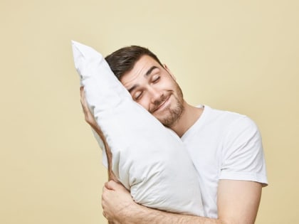 Кардиолог: сон меньше шести часов в&nbsp;сутки повышает риск возникновения болезней сердца на&nbsp;25%