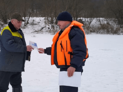 Каширские спасатели продолжают следить за ледовой обстановкой на водоемах