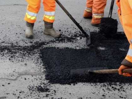 Более 14 тысяч квадратных метров ям устранят во дворах Дмитровского округа