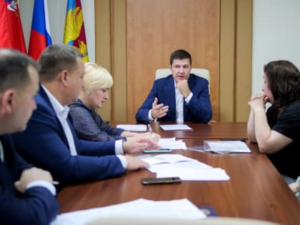 Владимир Волков во время личного приема ответил на вопросы жителей Люберец