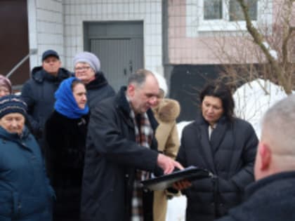 ВРИП главы городского округа Лобня провела обход микрорайона Южный