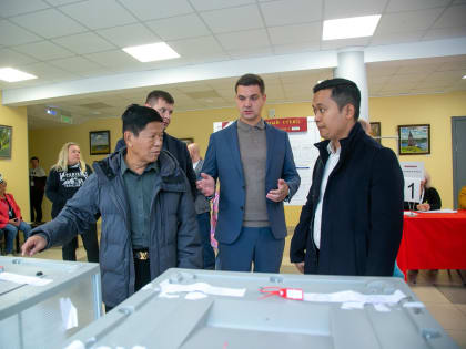 Международные наблюдатели из Мьянмы отметили удобство голосования на УИКах в Коломне