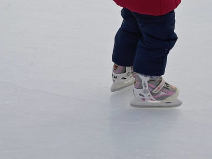 Поверхность катков обновили в Воскресенском