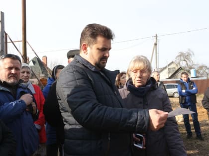 Николай Пархоменко провел встречу с жителями Леньково